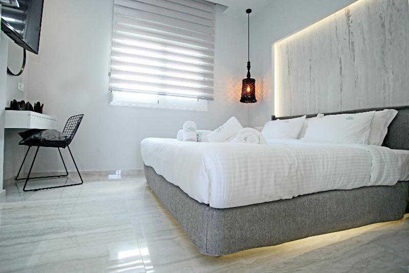 Minthi Boutique Apartments Ханиоти Екстериор снимка