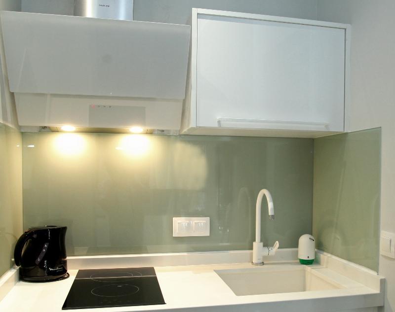 Minthi Boutique Apartments Ханиоти Екстериор снимка