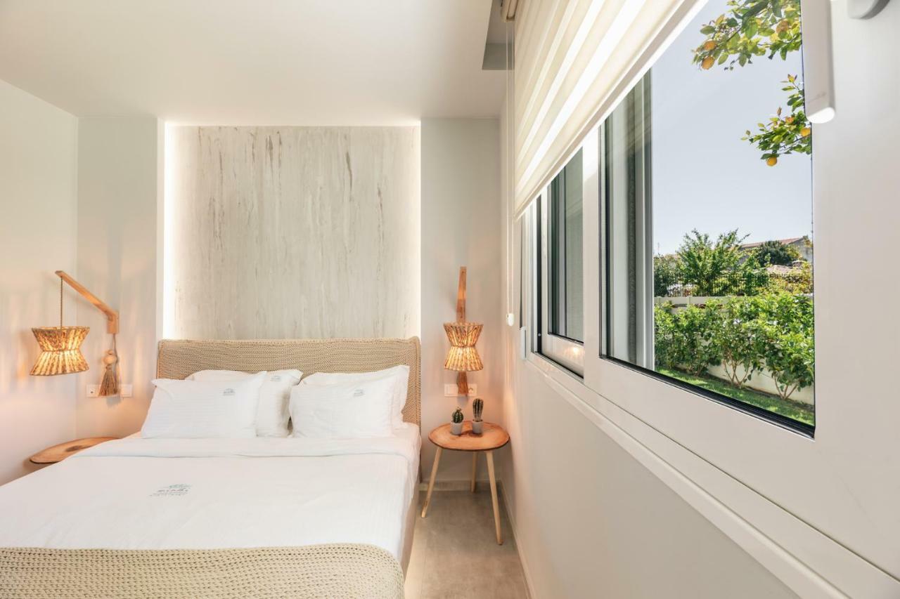 Minthi Boutique Apartments Ханиоти Екстериор снимка