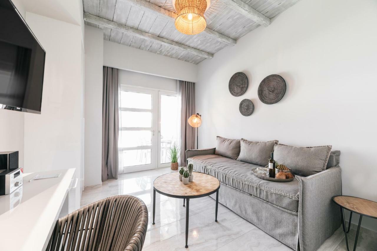 Minthi Boutique Apartments Ханиоти Екстериор снимка